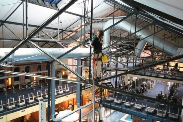 Reinigung Von Dachkonstruktionen Hamburg Seilfest